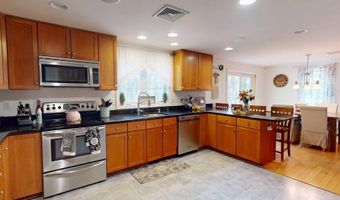 45 Peach Tree Rd, Auburn, NH 03032