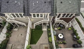 2216 MAIN LINE Blvd, Alexandria, VA 22301