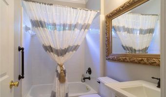 6850 Weatherstone Way, Alpharetta, GA 30009