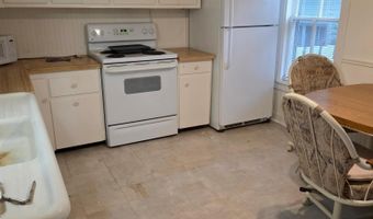559 North St, Anoka, MN 55303
