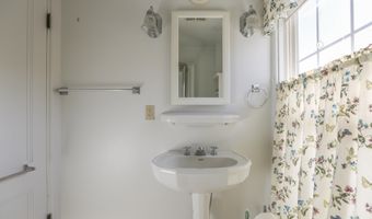 11 Durham St, Belfast, ME 04915