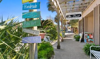 30 Ave G, Apalachicola, FL 32320