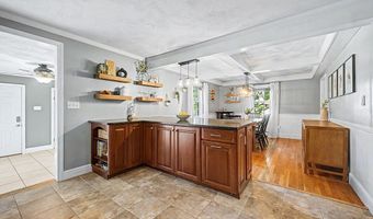 25 Claire Dr, Attleboro, MA 02703