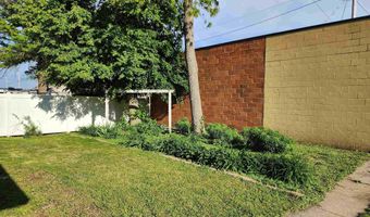 400 Cass St, Adair, IA 50002