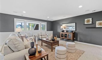 16321 Dryden Rd, Lakeville, MN 55044