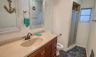 405 Mariposa St, Carlsbad, NM 88220