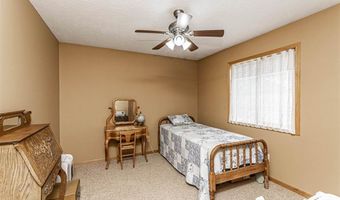 1701 NW 4th St, Abilene, KS 67410