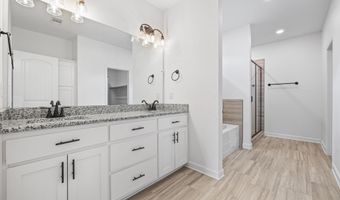 111 Hayden Dr, Beebe, AR 72012