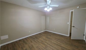 1806 Lawrence St, Bentonville, AR 72712