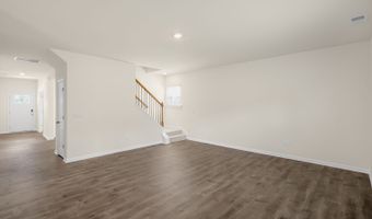 962 Misty Creek Dr, Aberdeen, NC 28315