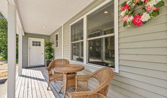 76 Curries Way, Brookfield, NH 03872