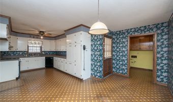 221 Greenland Rd, Anderson, SC 29626