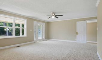116 Saratoga St, Albertville, AL 35950