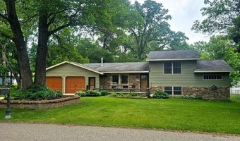 1912 S Oak Knoll Dr NE, Alexandria, MN 56308