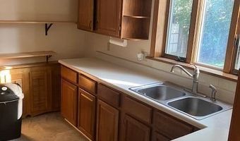 10 Thomas St, Amsterdam, NY 12010