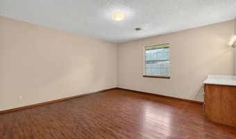 5908 Whitney Ln, Bartlesville, OK 74006