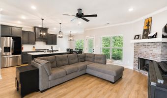 72 W SCOTTSDALE Cv, Atoka, TN 38004