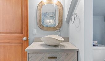 1711 Trout Gulch Rd, Aptos, CA 95003