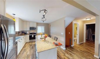 705 Glenview Dr, Albert Lea, MN 56007