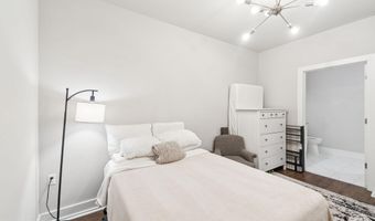 1800 MOUNT VERNON Ave 105, Alexandria, VA 22301