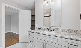 226 Old Canton Cir, Ball Ground, GA 30107