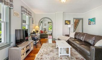 7 Prospect Ave, Narragansett, RI 02882