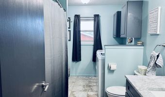 901 Linda Dr, Atlantic, IA 50022