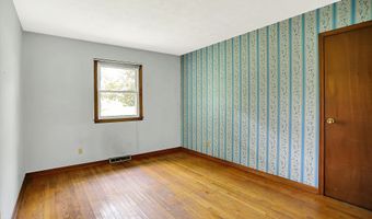 1914 S Avon Ave, Avon, IN 46123