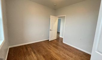 222 S Rhode Island Ave, Atlantic City, NJ 08401