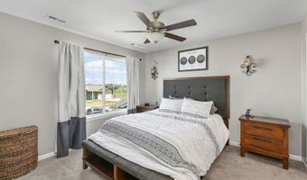 1924 17th St SE, Altoona, IA 50009
