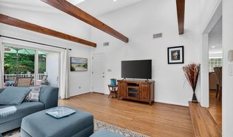 15 Lovejoy Rd, Andover, MA 01810