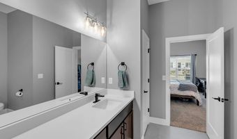 415 E Park Pl, Andover, KS 67002