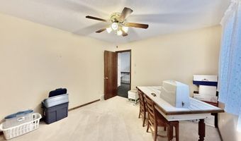 12959 Ironwood Dr, Aberdeen, SD 57401