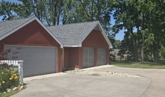 341 Harden St 2, Antioch, IL 60002