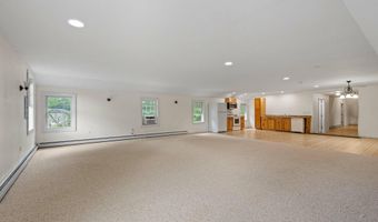 32 Rapha Pl, Augusta, ME 04330