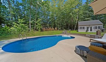 46 Isaac Foss Rd, Chester, NH 03036