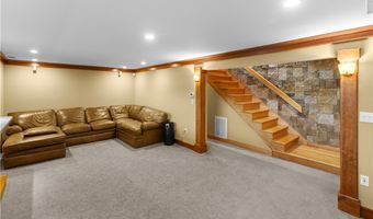 94 Overlook Dr, Andes, NY 13731