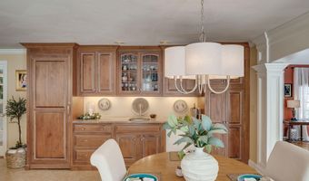 5 Pembroke Way, Bedford, NH 03110