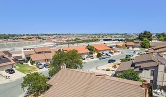 1233 Almondwood Dr, Antioch, CA 94509