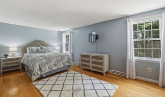 14 High Hill Rd, Canton, CT 06019