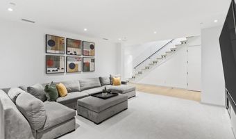 216 Ocean St, Solana Beach, CA 92075