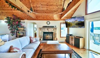 96 Longfellow Cir, Albrightsville, PA 18210