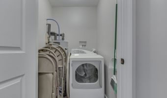 110 N Tresslar Ave, Bargersville, IN 46106