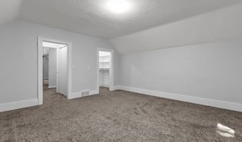 814 S MASON St, Appleton, WI 54914