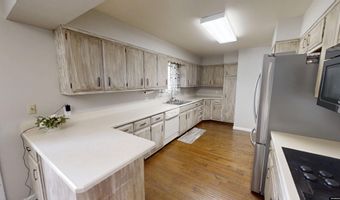 2040 W 41st St, Casper, WY 82604