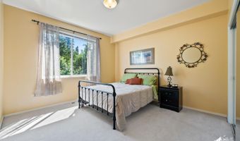 10100 Zermatt Cir, Anchorage, AK 99507