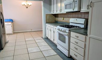 32 E Main St, Ash Flat, AR 72513