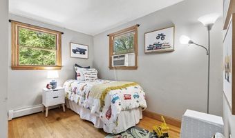 215 Middle Rd, Boxborough, MA 01719