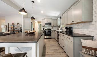14 Gamlingay Ln, Bella Vista, AR 72714