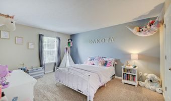 1136 Beal Ct, Indianapolis, IN 46217